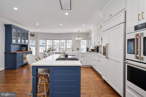 Kitchen - 304 Gatsby Pl, Edgewater, MD 21037 photo 2 of 5