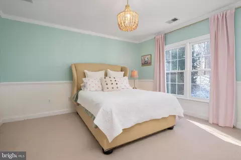 Bedroom - 304 Gatsby Pl, Edgewater, MD 21037 photo 2 of 7