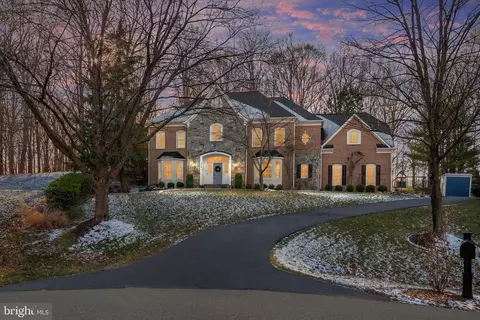 304 Gatsby Pl, Edgewater, MD 21037