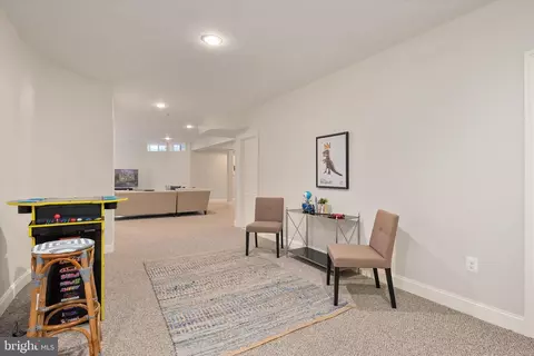 Entry Way - 304 Gatsby Pl, Edgewater, MD 21037 photo 7 of 7