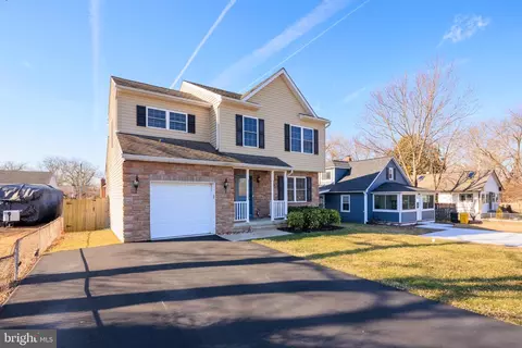 7730 Central Ave, Pasadena, MD 21122