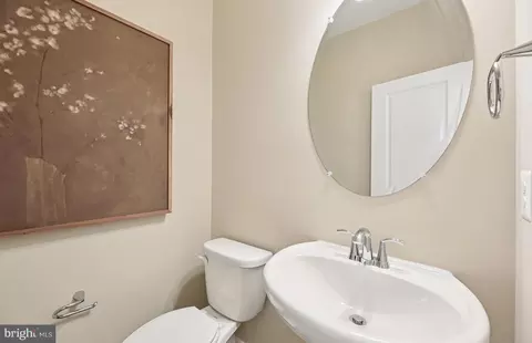 1122 Crested Wood Dr, Laurel, MD 20724 photo 11