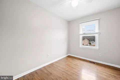 Bedroom - 1388 Primrose Rd, Annapolis, MD 21403 photo 1 of 4