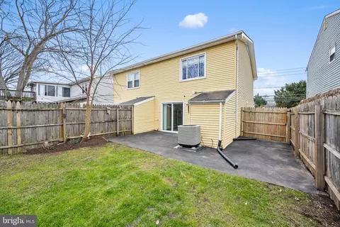 Exterior - 1388 Primrose Rd, Annapolis, MD 21403 photo 4 of 8