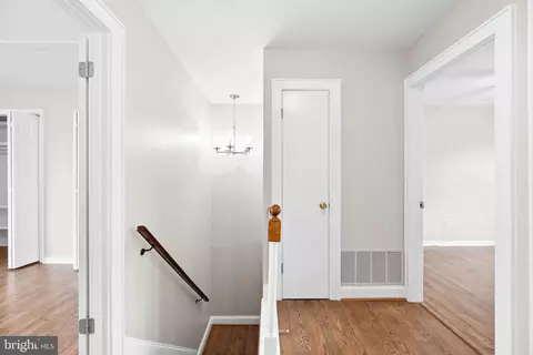 Entry Way - 1388 Primrose Rd, Annapolis, MD 21403 photo 4 of 4