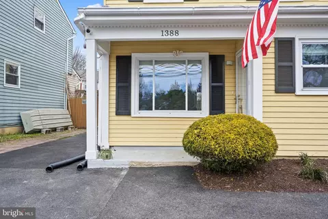 Exterior - 1388 Primrose Rd, Annapolis, MD 21403 photo 5 of 8