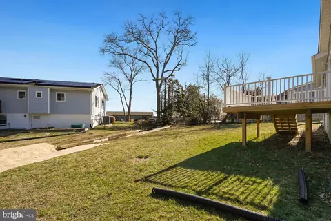 Exterior - 1546 Ridgely Dr, Edgewater, MD 21037 photo 10 of 11