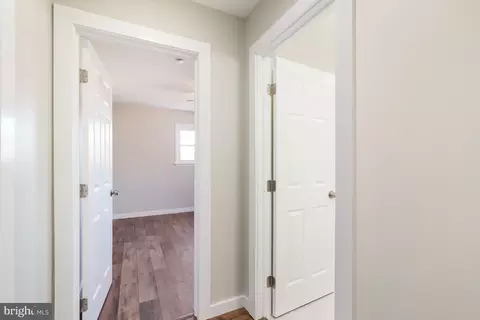 Entry Way - 1546 Ridgely Dr, Edgewater, MD 21037 photo 3 of 3