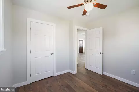 Bedroom - 1546 Ridgely Dr, Edgewater, MD 21037 photo 4 of 7
