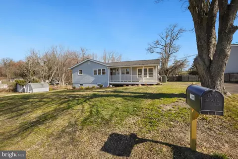 Exterior - 1546 Ridgely Dr, Edgewater, MD 21037 photo 1 of 11