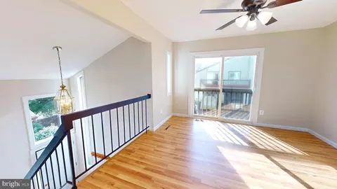 Living - 1717 Aberdeen Ct, Crofton, MD 21114 photo 2 of 6