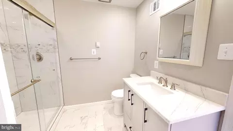 Bath - 1717 Aberdeen Ct, Crofton, MD 21114 photo 3 of 3