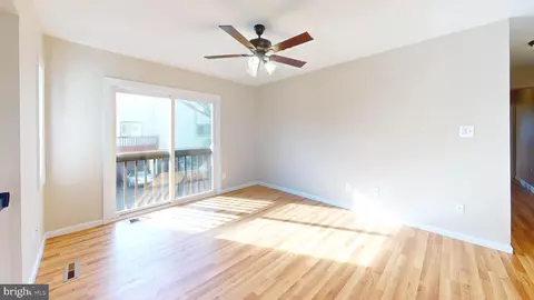 Entry Way - 1717 Aberdeen Ct, Crofton, MD 21114 photo 6 of 11