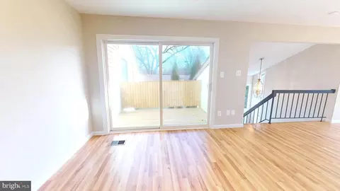 Living - 1717 Aberdeen Ct, Crofton, MD 21114 photo 1 of 6