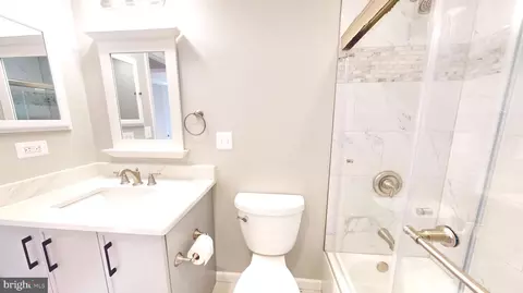 Bath - 1717 Aberdeen Ct, Crofton, MD 21114 photo 1 of 3