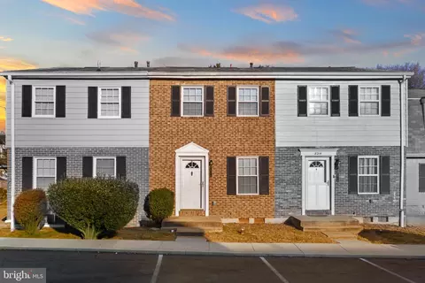 8216 Tomlinson Ct, Severn, MD 21144
