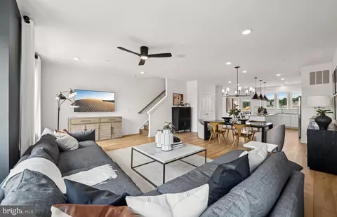 418 Planetree Ln, Laurel, MD 20724 photo 8