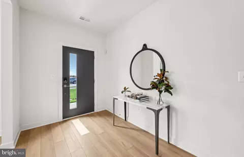 418 Planetree Ln, Laurel, MD 20724 photo 2