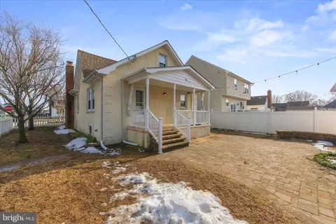 Exterior - 168 Meadow Rd, Pasadena, MD 21122 photo 3 of 3