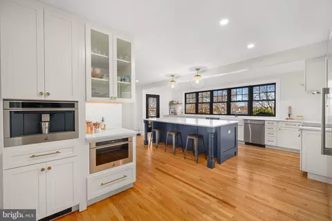 Kitchen - 1138 Mayo Rd, Edgewater, MD 21037 photo 1 of 10