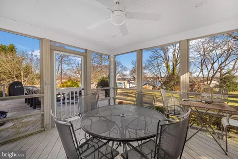 Exterior - 1138 Mayo Rd, Edgewater, MD 21037 photo 5 of 8