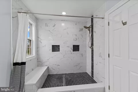 Bath - 8424 Smallwood Ct, Pasadena, MD 21122 photo 1 of 5