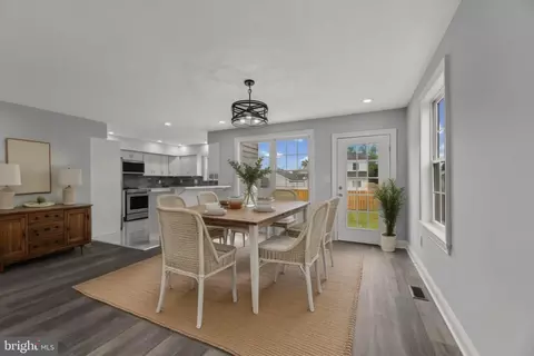 Dining - 8424 Smallwood Ct, Pasadena, MD 21122 photo 1 of 1