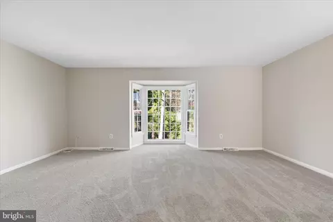 Living - 1254 Masters Dr, Arnold, MD 21012 photo 1 of 6