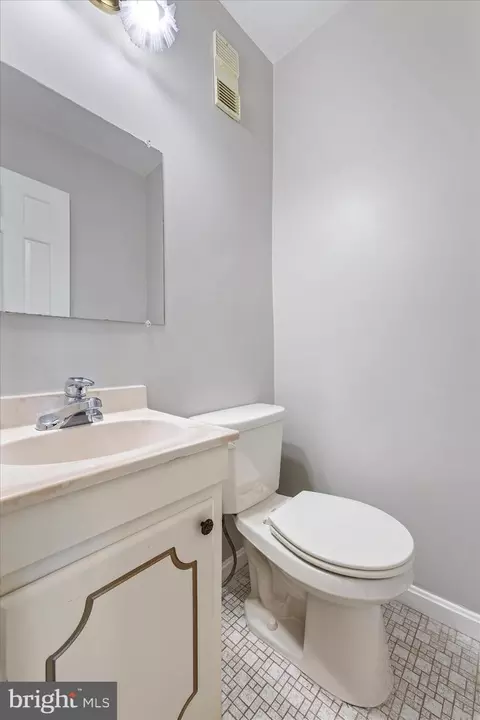Bath - 1254 Masters Dr, Arnold, MD 21012 photo 1 of 4