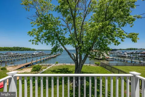 Exterior - 3685 1st Ave, Edgewater, MD 21037 photo 1 of 8