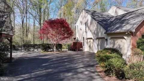 Exterior - 3509 Marthas Vineyard Way, Edgewater, MD 21037 photo 6 of 33
