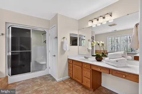 Bath - 3509 Marthas Vineyard Way, Edgewater, MD 21037 photo 2 of 5
