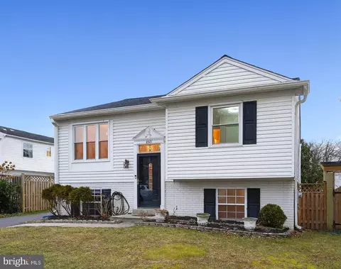 2313 Westport Ln, Crofton, MD 21114