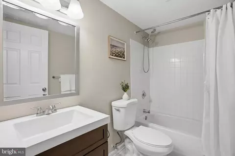 7800 Titan Ct, Pasadena, MD 21122 photo 32