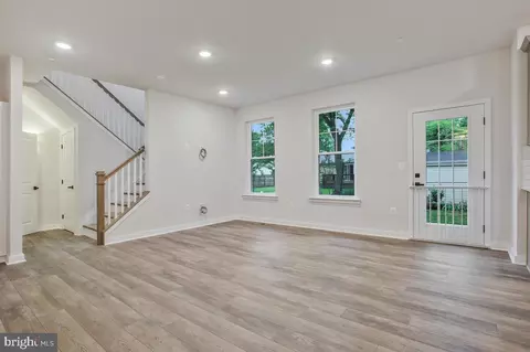 Living - 1209 Johnson Dr, Shady Side, MD 20764 photo 2 of 3