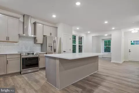 Entry Way - 1209 Johnson Dr, Shady Side, MD 20764 photo 1 of 12