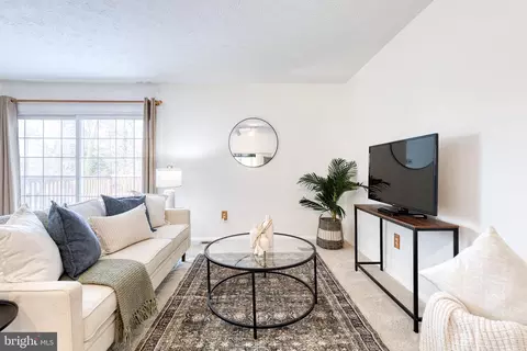 Living - 3436 Marble Arch Dr, Pasadena, MD 21122 photo 3 of 8