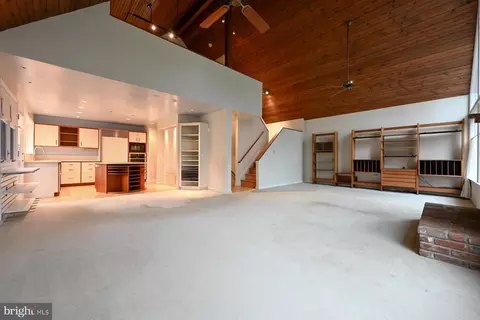 Living - 143 E A E Lake Dr, Annapolis, MD 21403 photo 5 of 6