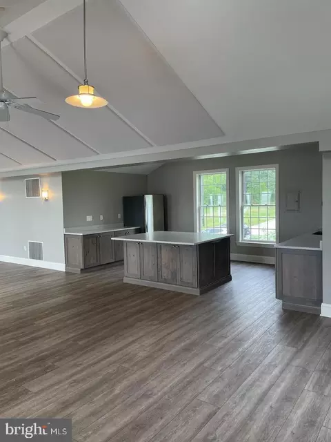 Kitchen - 143 E A E Lake Dr, Annapolis, MD 21403 photo 4 of 4