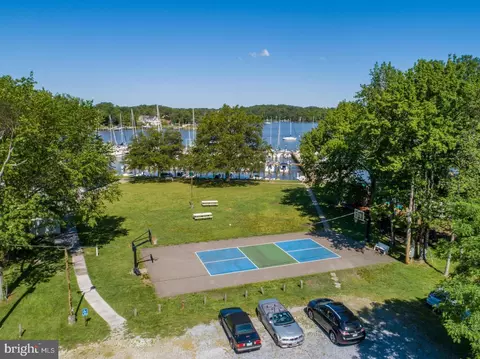 Exterior - 143 E A E Lake Dr, Annapolis, MD 21403 photo 6 of 7