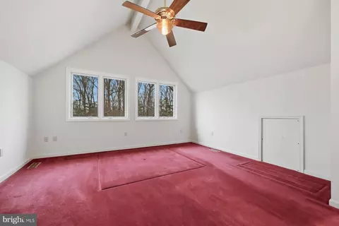 Bedroom - 143 E A E Lake Dr, Annapolis, MD 21403 photo 2 of 5