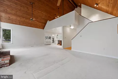 Living - 143 E A E Lake Dr, Annapolis, MD 21403 photo 4 of 6