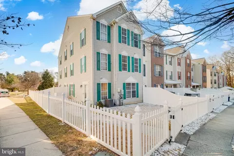 1814 Watch House Cir N, Severn, MD 21144
