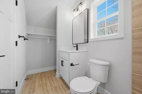Entry Way - 3583 Edgemont St, Edgewater, MD 21037 photo 20 of 21
