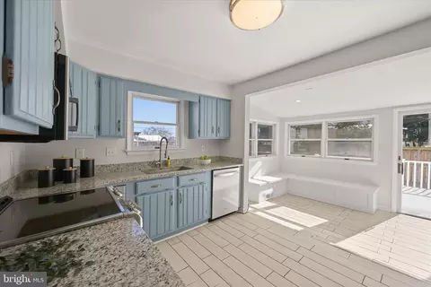 Kitchen - 1443 Rehling Dr, Edgewater, MD 21037 photo 1 of 4