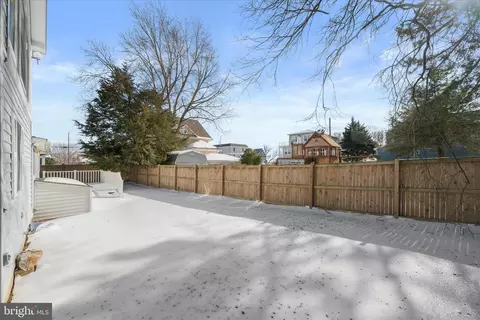 Exterior - 1443 Rehling Dr, Edgewater, MD 21037 photo 4 of 8