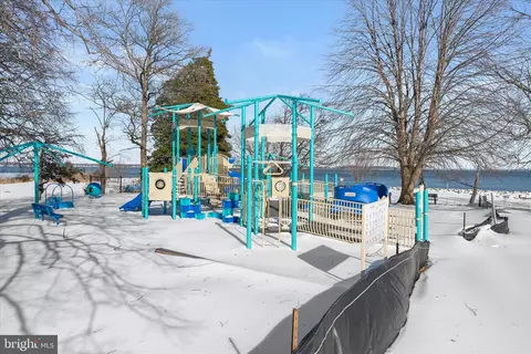 Exterior - 1443 Rehling Dr, Edgewater, MD 21037 photo 8 of 8