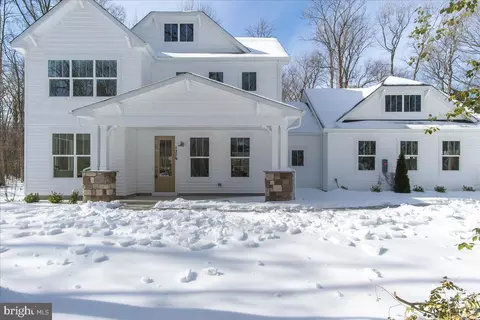 1379 Mcdonald Rd, Shady Side, MD 20764