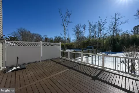 Exterior - 2123 Beach, Pasadena, MD 21122 photo 2 of 5