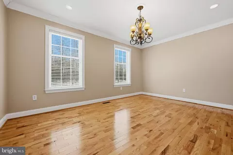Living - 2123 Beach, Pasadena, MD 21122 photo 6 of 10